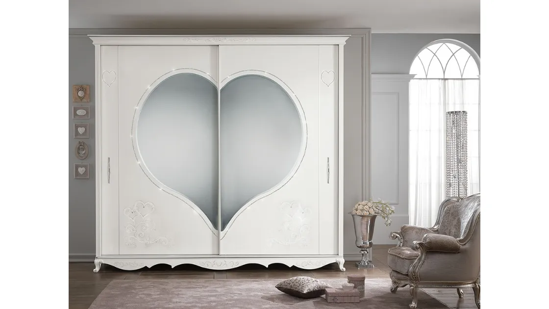 Armadio Cuore laccato Bianco con specchio a forma di cuore di Mobilificio AG